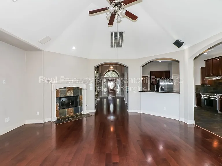 2718 Van Gogh Ln — Photo 5