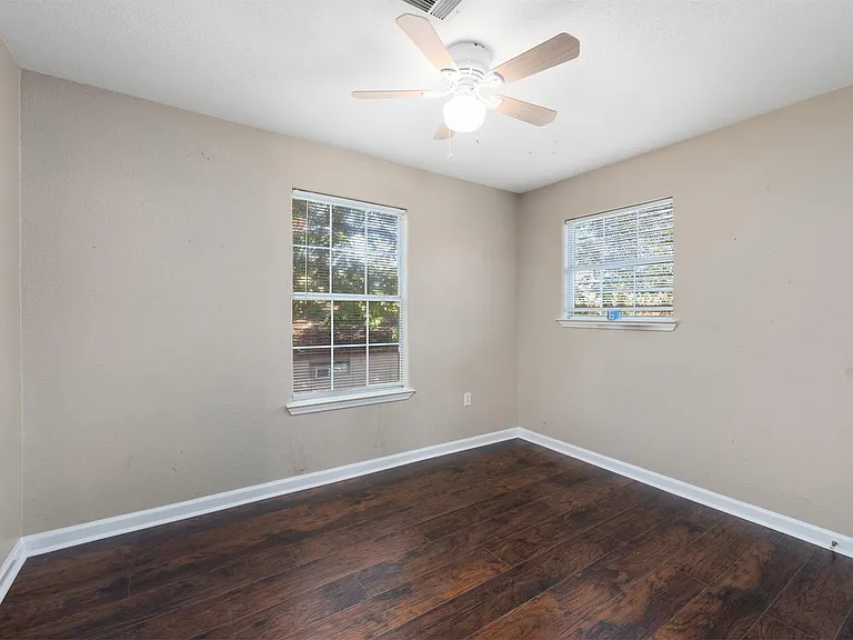 1728 Connorvale Rd #B — Photo 16