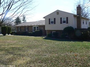 101 Norwood Pl, Sterling, VA 20164