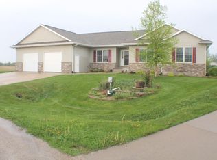 1460 Cedar Bnd, Palo, IA 52324
