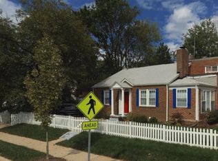 4717 Old Dominion Dr, Arlington, VA 22207