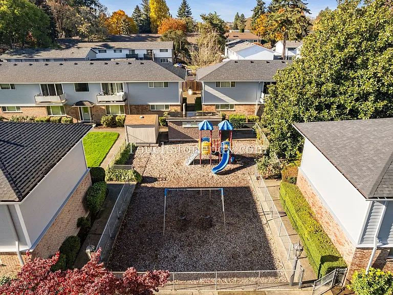 Beaverton Garden Court Apartments — Photo 10