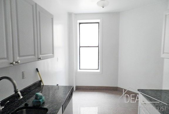 4th image of 915 Washington Ave APT 5D