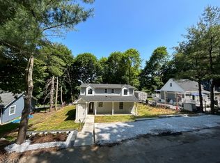 114 Lakeside Blvd, Hopatcong, NJ 07843
