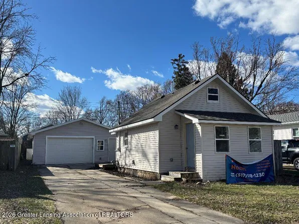 3716 Homewood Ave, Lansing, MI 48910