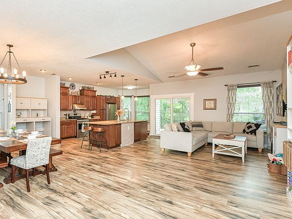 4th image of 605 Beaverbrook Dr