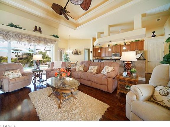 3rd image of 2914 SW 25th St