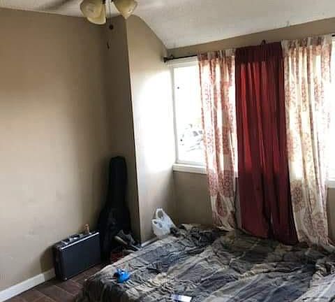 3rd image of 1054 E Salt Lake St APT 3
