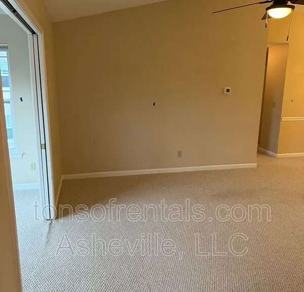 149 Morningside Ln — Photo 3
