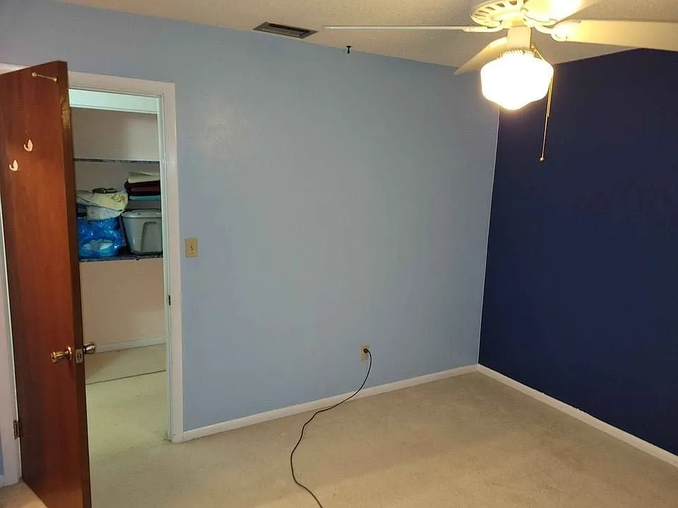 1 bed, 175 sqft, $700 — Photo 2