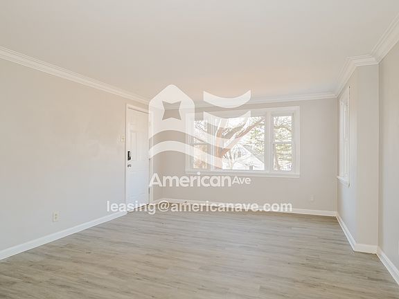 4-Living Room