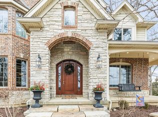 41W050 Stoneridge Ln, Elgin, IL 60124