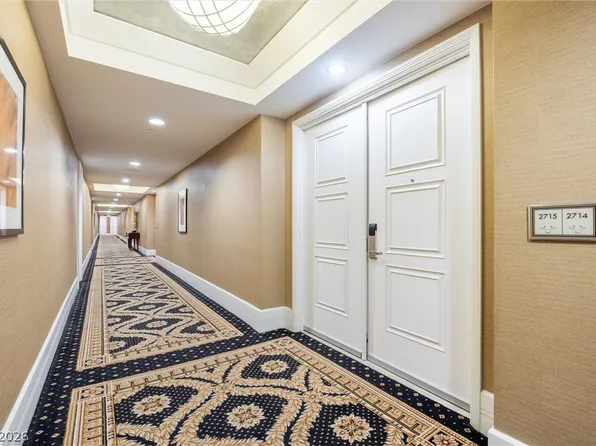 2000 N Fashion Show Dr #2714-2715, Las Vegas, NV 89109