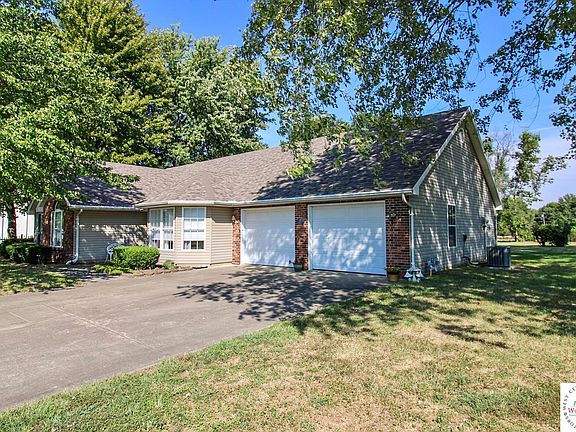 2nd image of 1783 Murphy Ln
