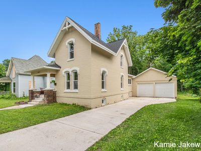 947 W Main St, Ionia, MI, 48846