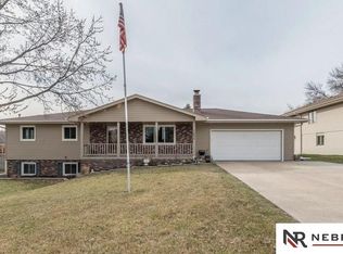 12835 Southdale Dr, Omaha, NE 68137