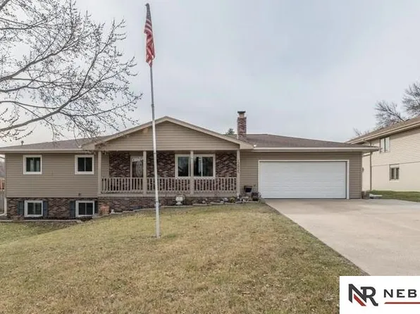 12835 Southdale Dr, Omaha, NE 68137