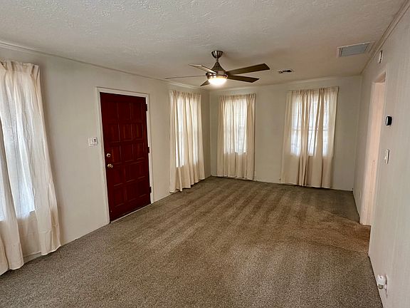 2nd image of 3909 S 28th Ave W