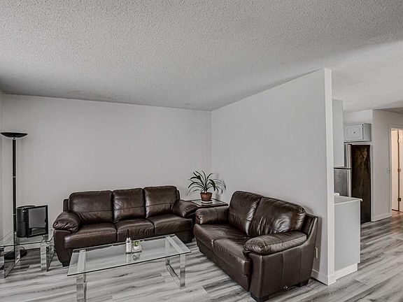 4th image of 184 NW Erin Croft Cres SE