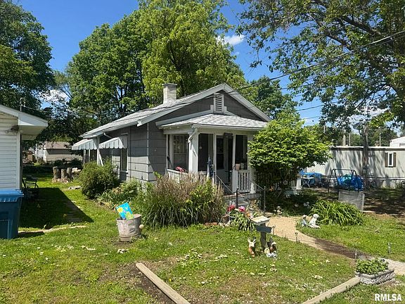 2nd image of 2805 S 15th St