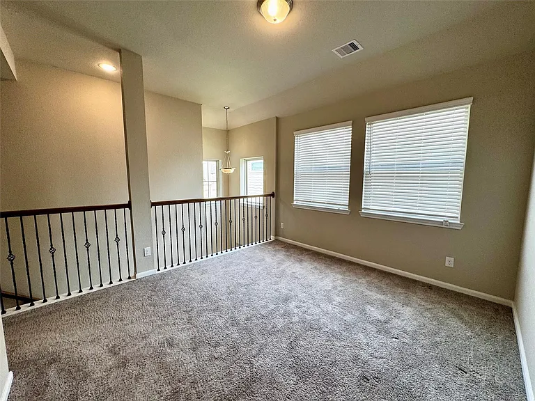2527 Bordelon Ln — Photo 10