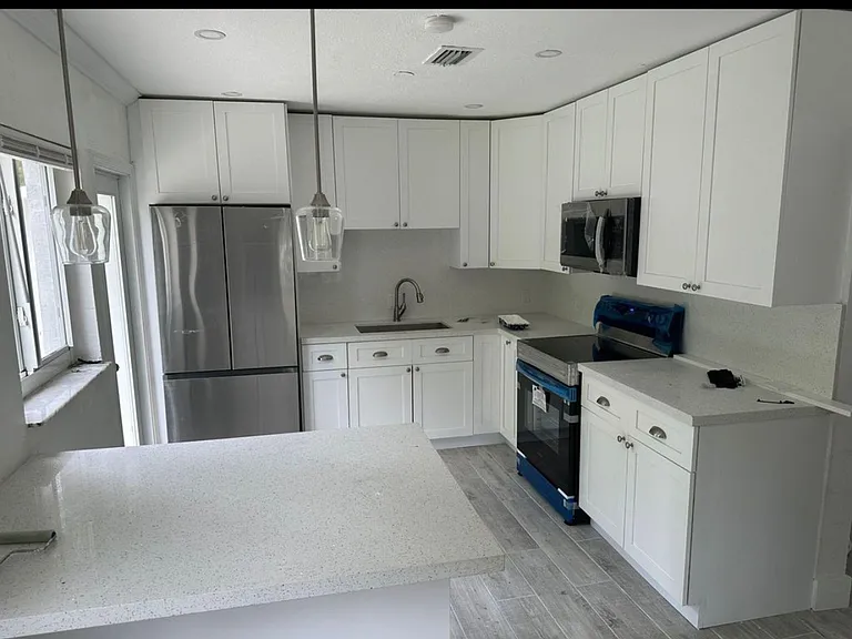 4391 SW 11th St — Photo 8