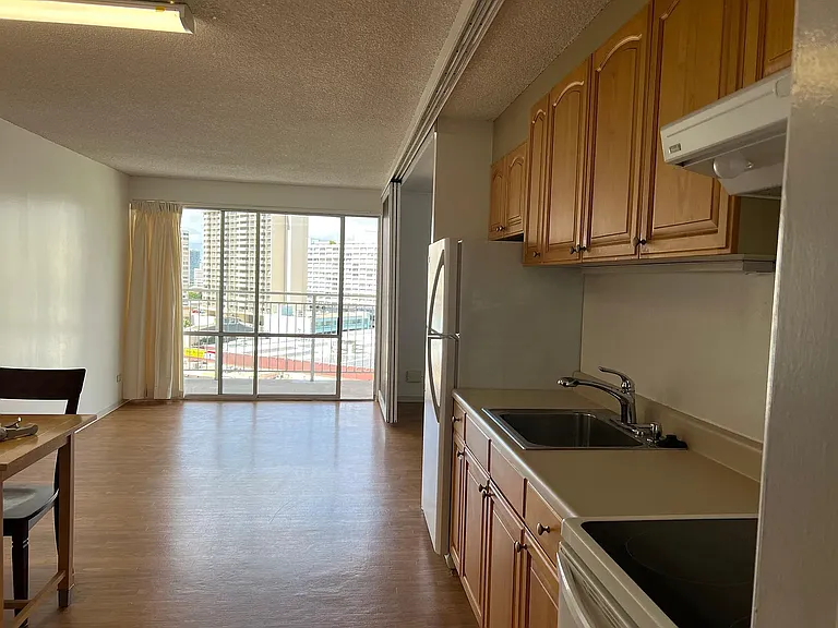 1655 Makaloa St #1102 — Photo 11