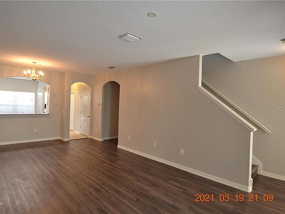 3rd image of 1114 Sleepy Oak Dr