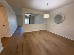 2505 W Broad St APT 222, Athens, GA 30606