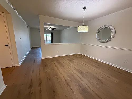 2505 W Broad St #222 Photo 1