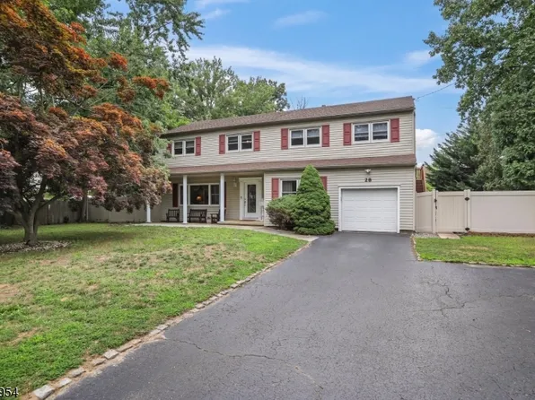 28 Annapolis Dr, Manalapan Twp., NJ 07726