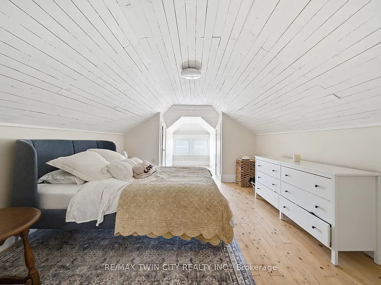 115 Saint Paul Ave — Photo 13
