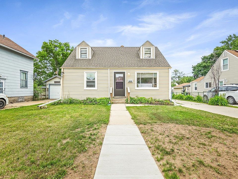 1st image of 2820 Summerdale Ave
