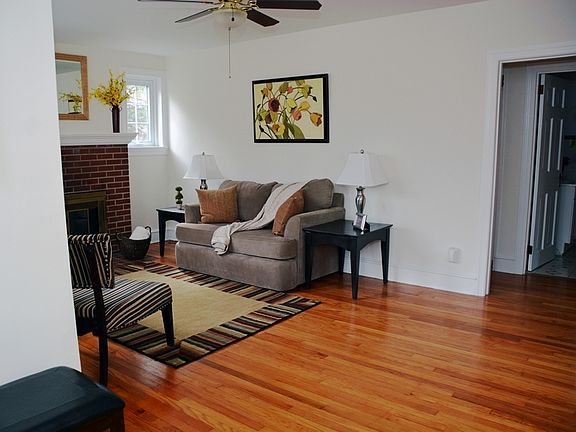 Enter into the living room