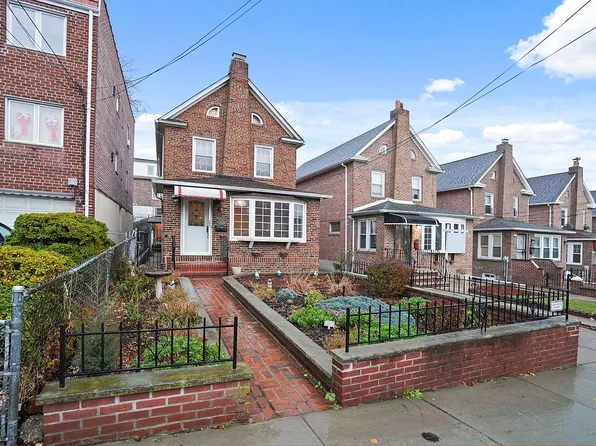 54-11 65th Pl #1, Maspeth, NY 11378