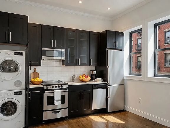 2nd image of 1377 Lexington Ave APT 5C