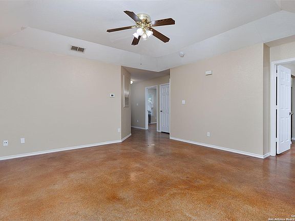 5th image of 1067 MISTY ACRES DR