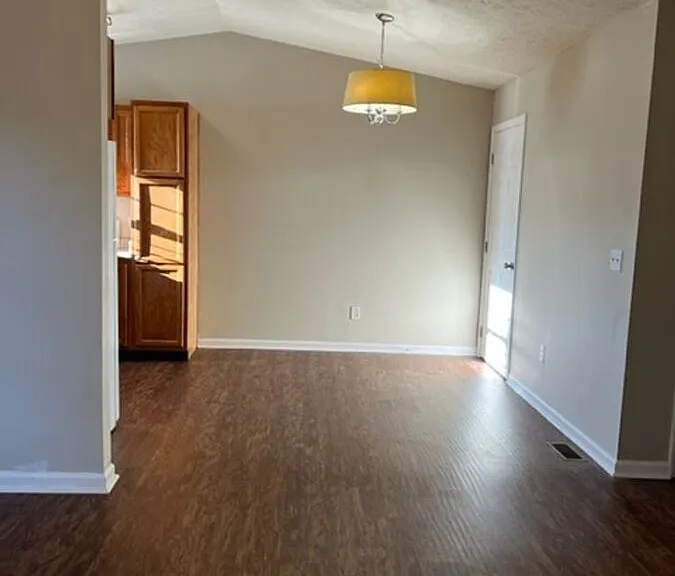 301 Parker Pl — Photo 10