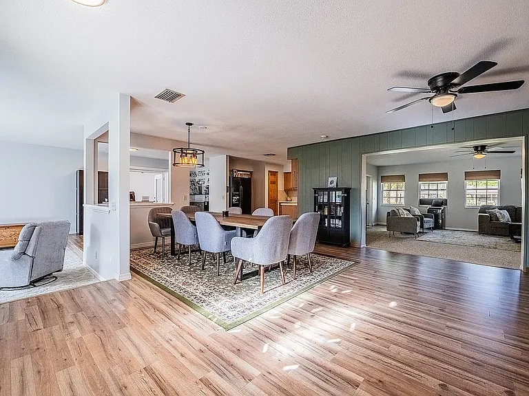 5905 Whispering Pines Rd — Photo 10