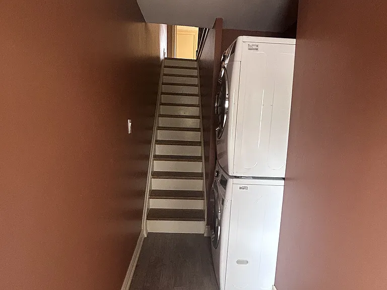11 Humber Blvd #UPPER — Photo 5