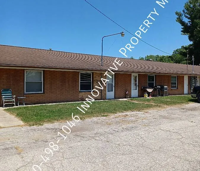 7351 N Dort Hwy #3 — Photo 2