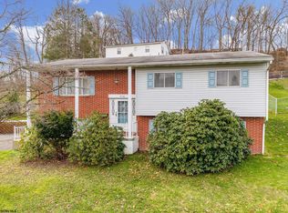 2110 Peach St, Morgantown, WV
