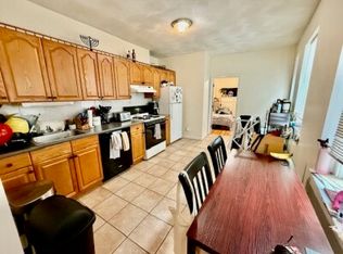 47 N Margin St APT 4, Boston, MA 02113