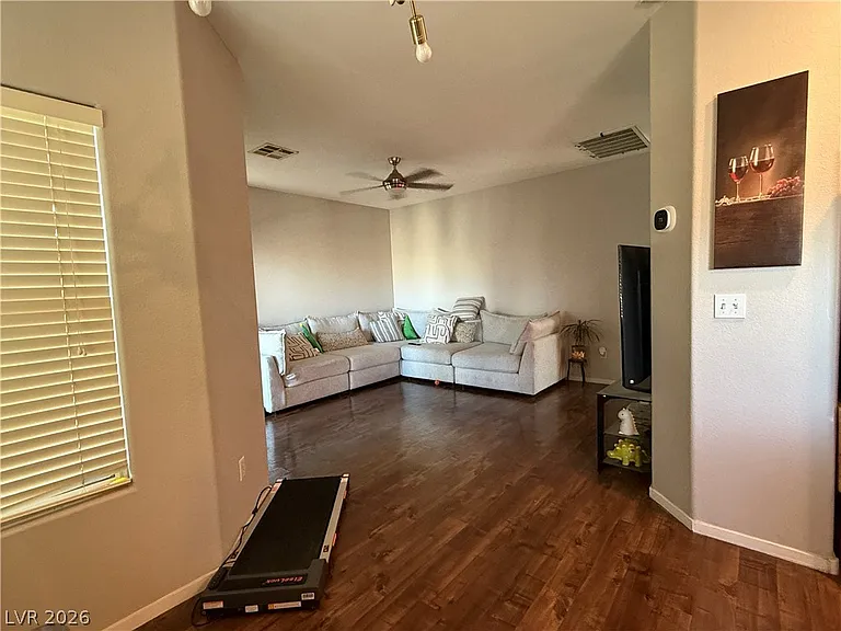1541 Dusty Canyon St — Photo 6