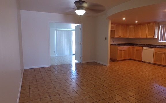 5th image of 11711 Tidwell Ave