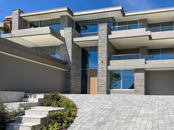 2390 Westhill Dr, West Vancouver, BC V7S 2Z5