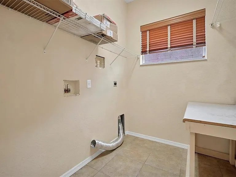 2780 Bethel Ct S — Photo 25
