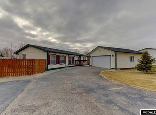 4860 Bel Vista Dr, Bar Nunn, WY 82601