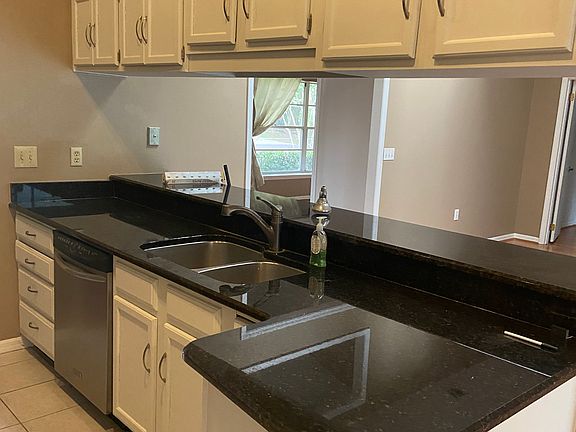 2nd image of 4442 Winderwood Cir
