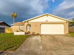 8725 Woodcrest Dr, Port Richey, FL 34668
